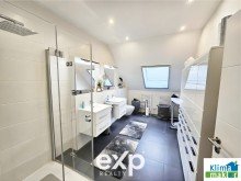 Badezimmer Attraktive Geldanlage - 

Hochwertige Penthousewohnung / 

Verkauf mit Wohnrecht unter Marktwert